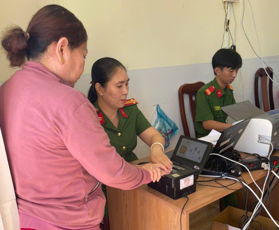anh tin bai